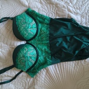 Emerald lingerie